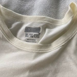 American Eagle crop shirt in light yellow